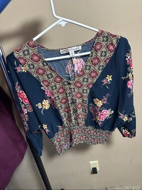Gypsies & Moondust Navy Floral Mixed-Print Peasant Top